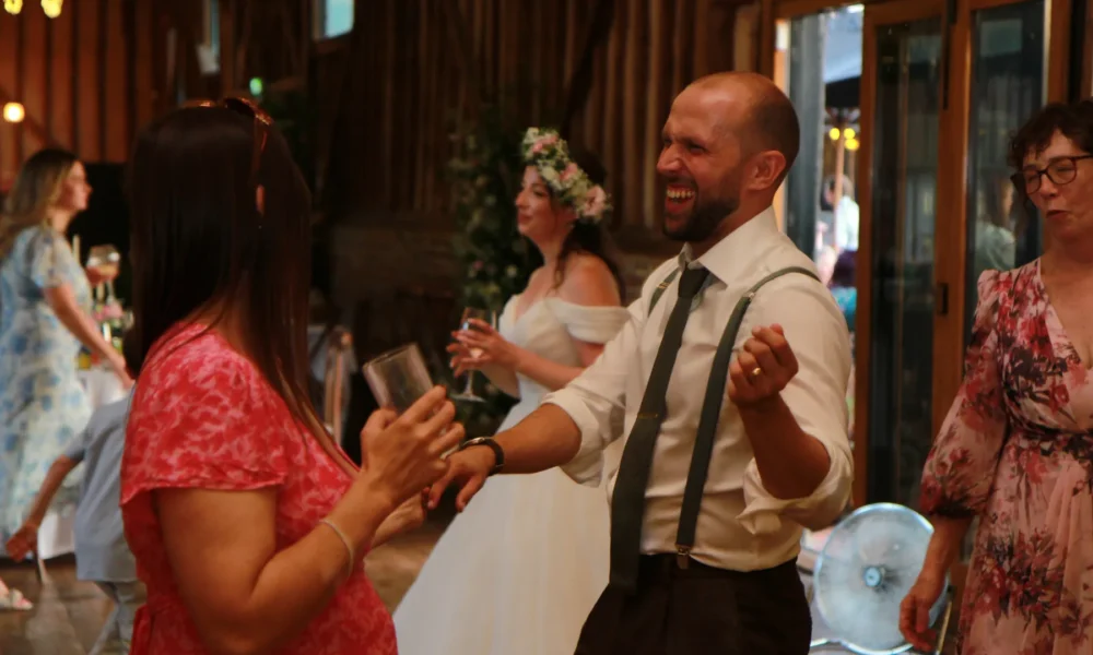 Read more about the article Drury & Karaka DJ – Rural Weddings & Corporate Events